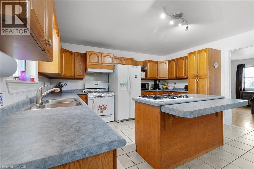 6 SCOTT Street - 23