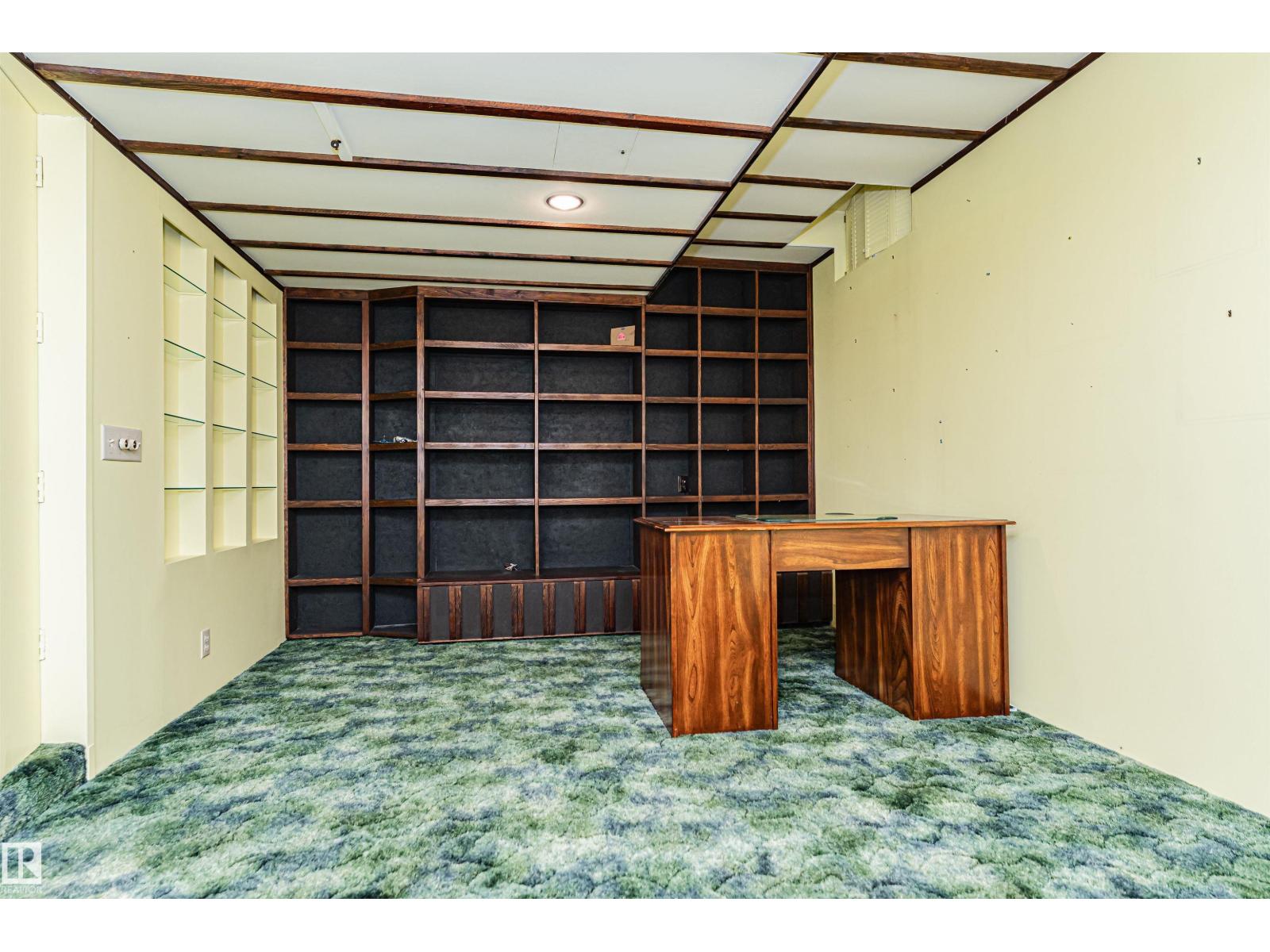 2412 115 ST NW - 52