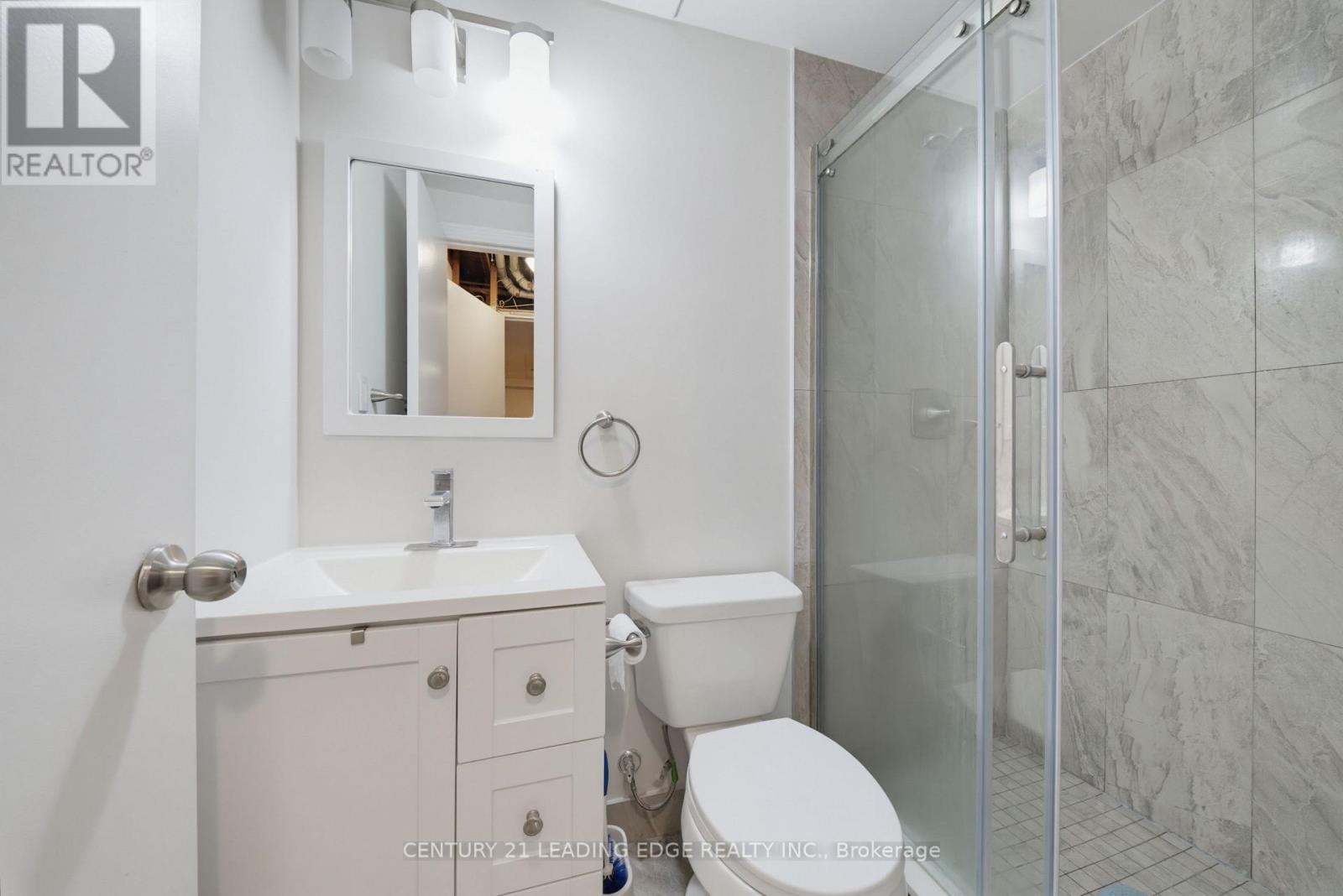 109 PHALEN CRESCENT - Image 32