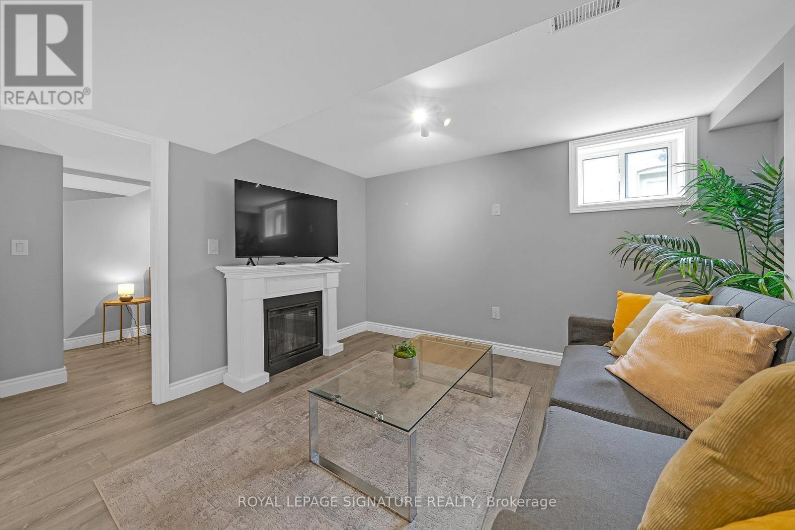 118 REXLEIGH DRIVE - Image 31