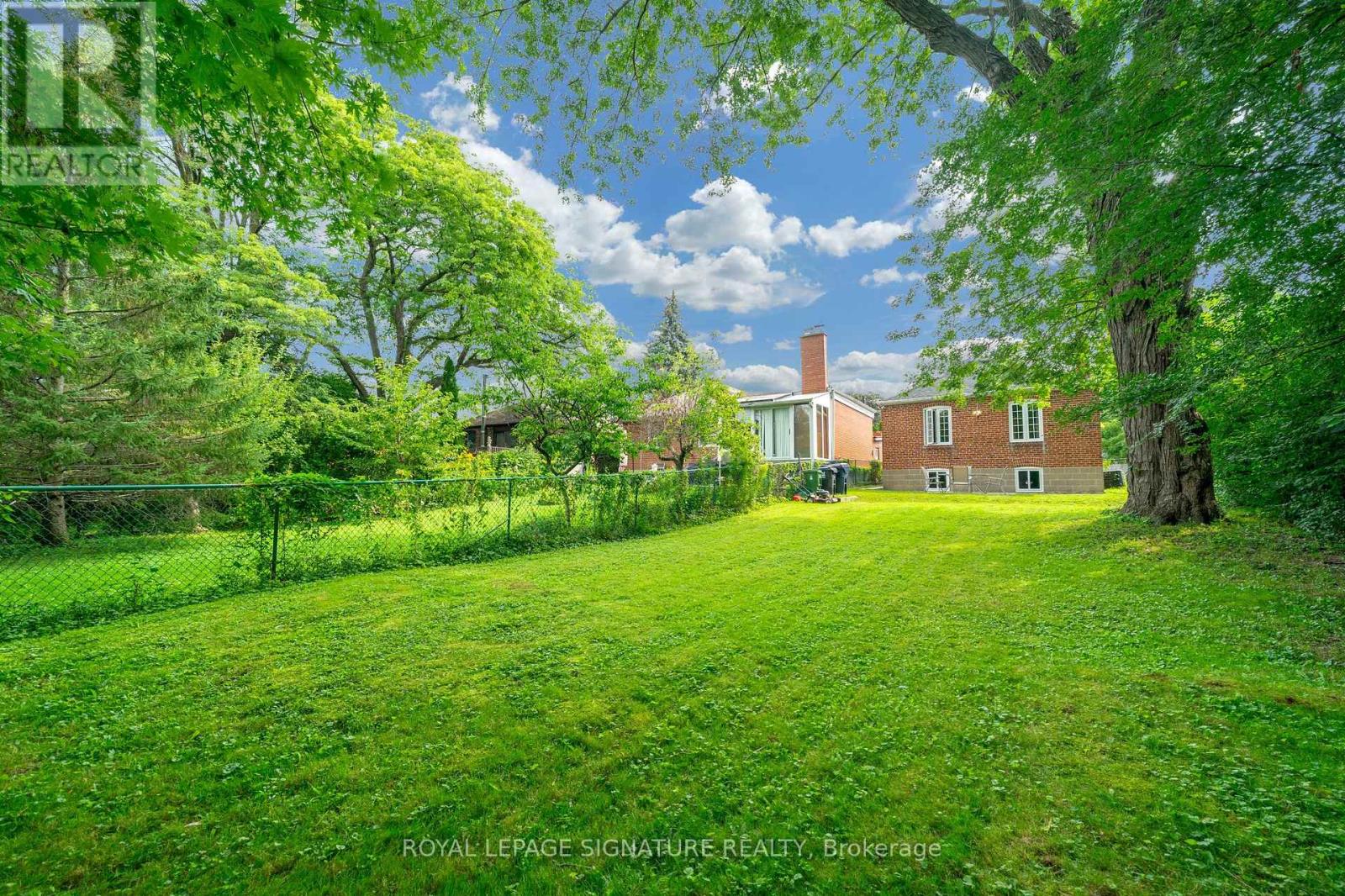 118 REXLEIGH DRIVE - 49