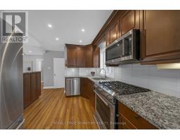 118 Rexleigh Drive, Toronto, ON M4B2N3 Photo 13
