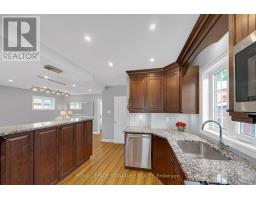 118 Rexleigh Drive, Toronto, ON M4B2N3 Photo 14