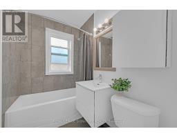 118 Rexleigh Drive, Toronto, ON M4B2N3 Photo 19
