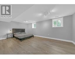 118 Rexleigh Drive, Toronto, ON M4B2N3 Photo 42