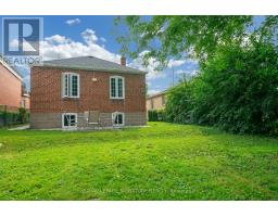 118 Rexleigh Drive, Toronto, ON M4B2N3 Photo 46
