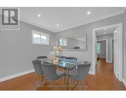 Kitchen - 118 Rexleigh Drive, Toronto, ON M4B2N3 Photo 8
