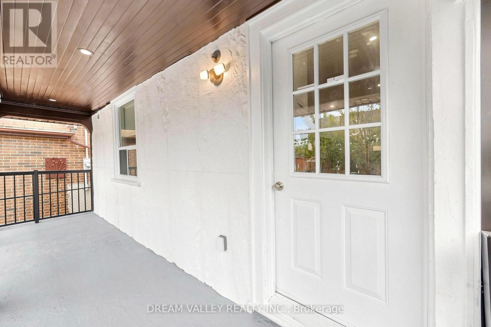 47 LAUREL AVENUE - 5