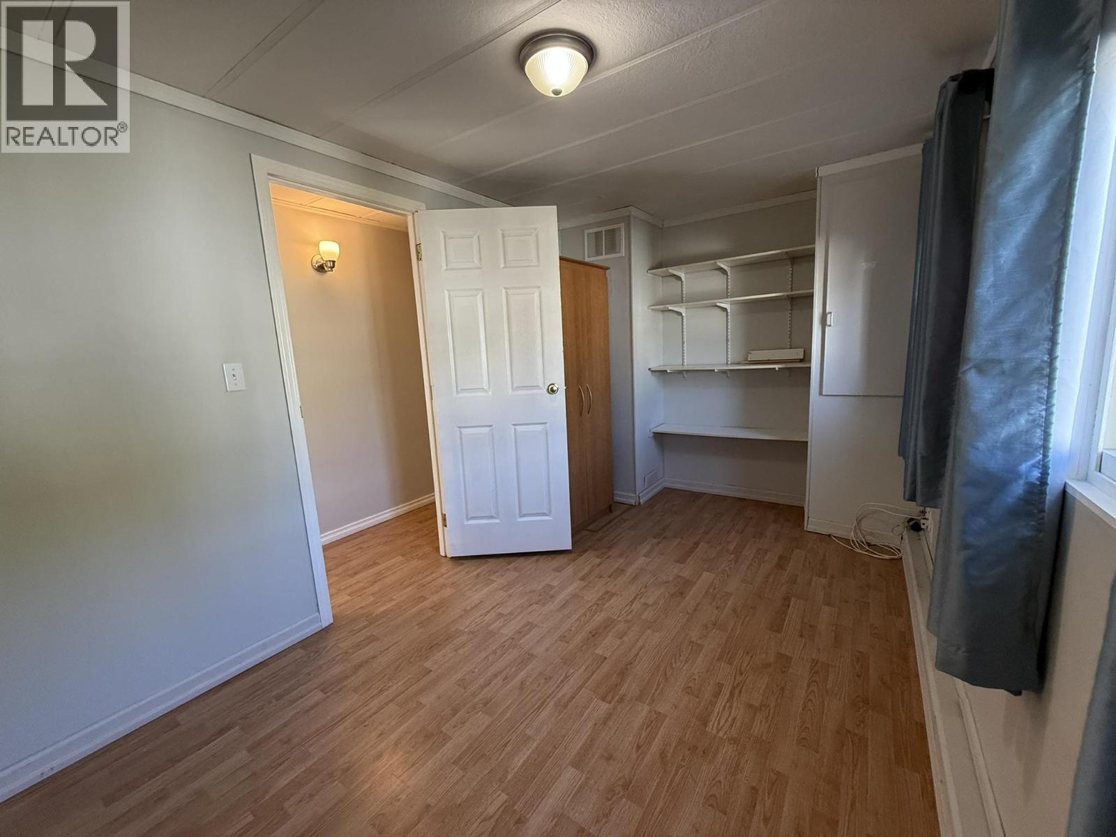 #17 562 ELM STREET - 16