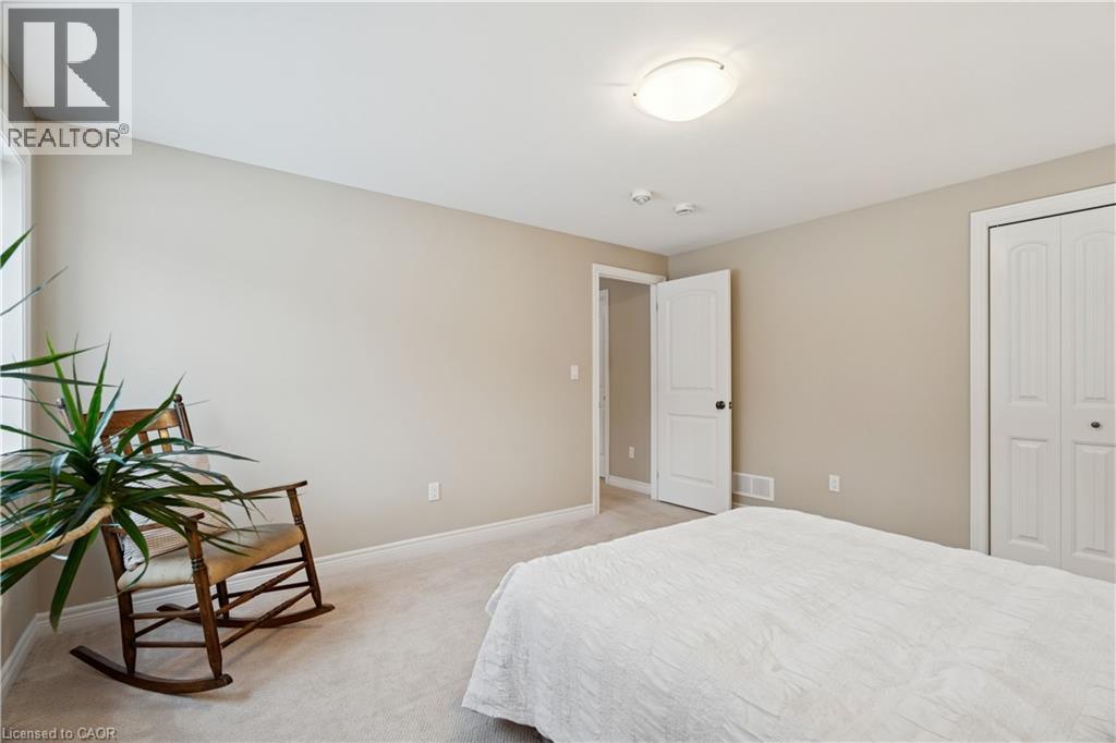 10 CHESTNUT Drive - Image 36
