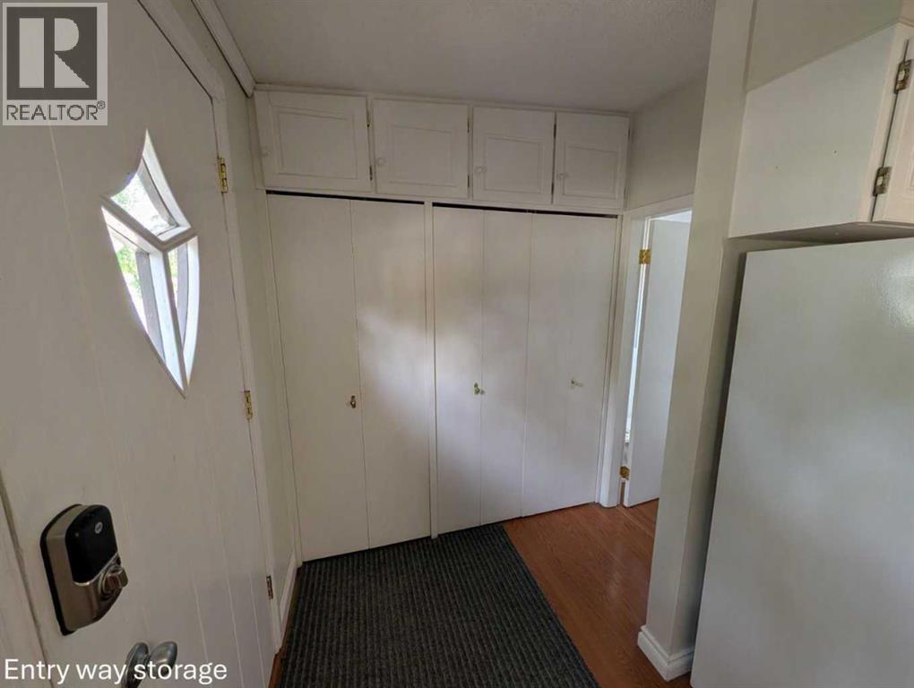 703 5 Avenue W - 8