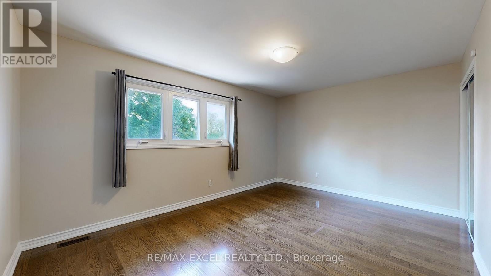 10 ALEXIS ROAD - Image 27