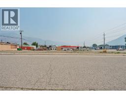 604 Veterans Avenue, Keremeos, BC V0X1N0 Photo 9