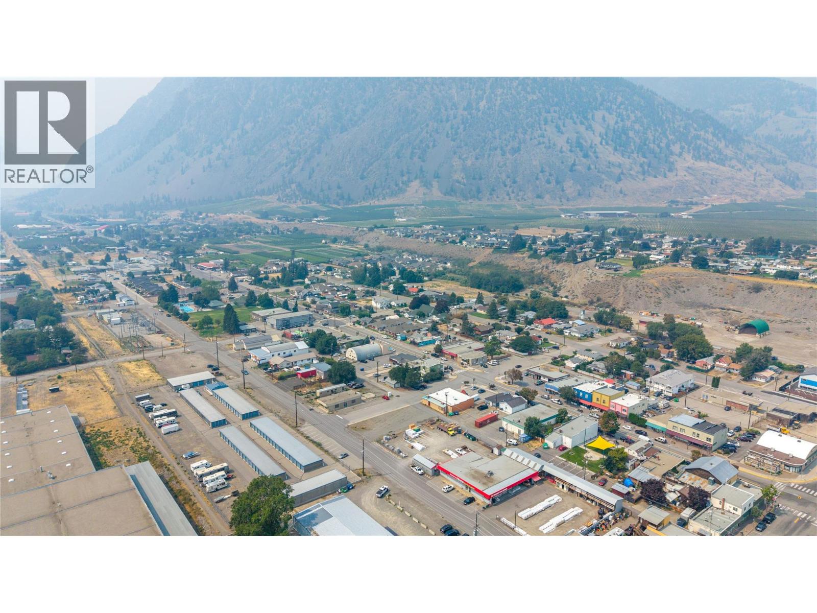 604 Veterans Avenue, Keremeos