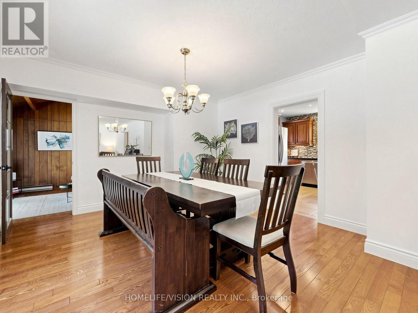 9 LYNDFIELD CRESCENT - 14
