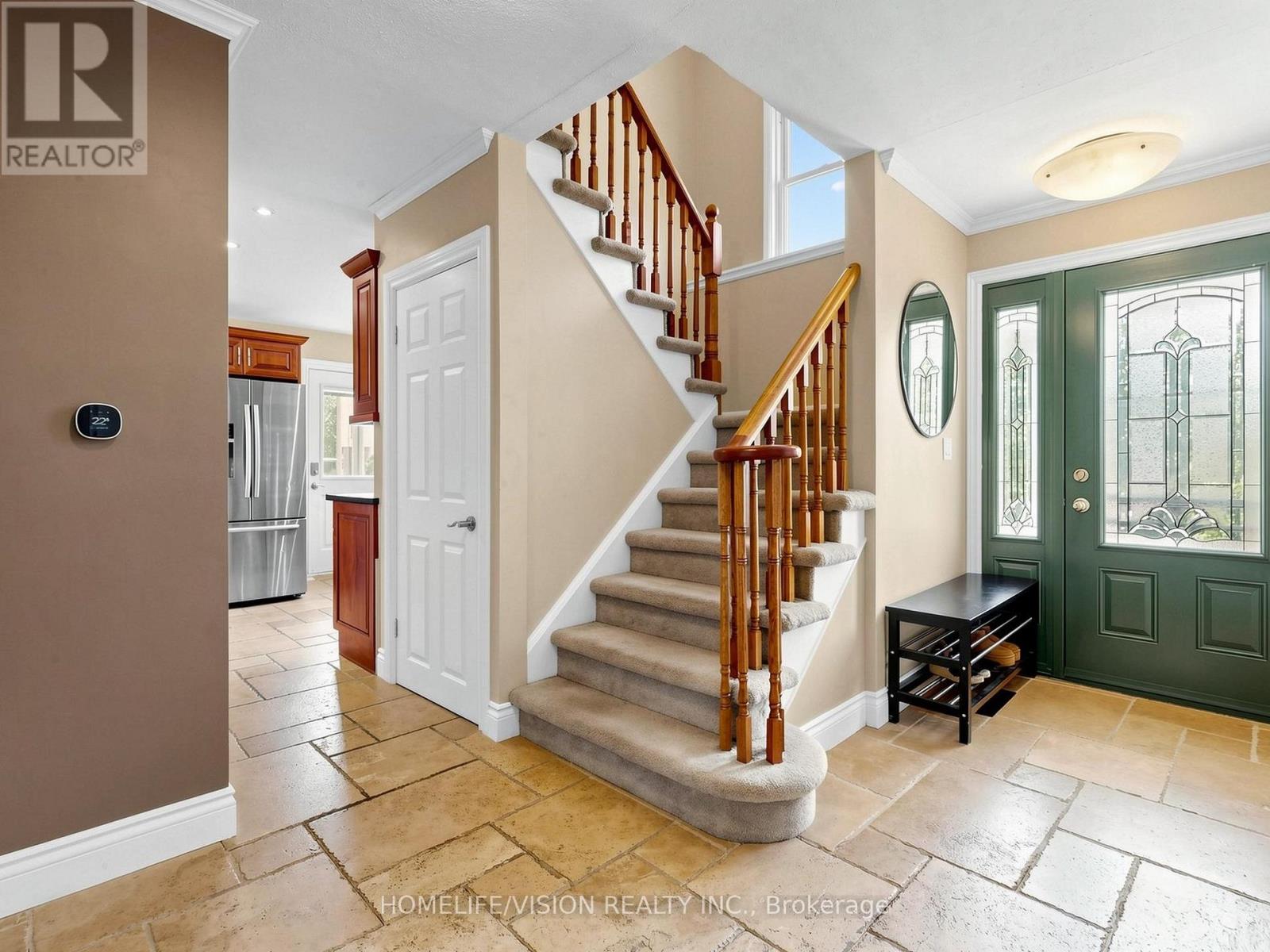 9 LYNDFIELD CRESCENT - 22