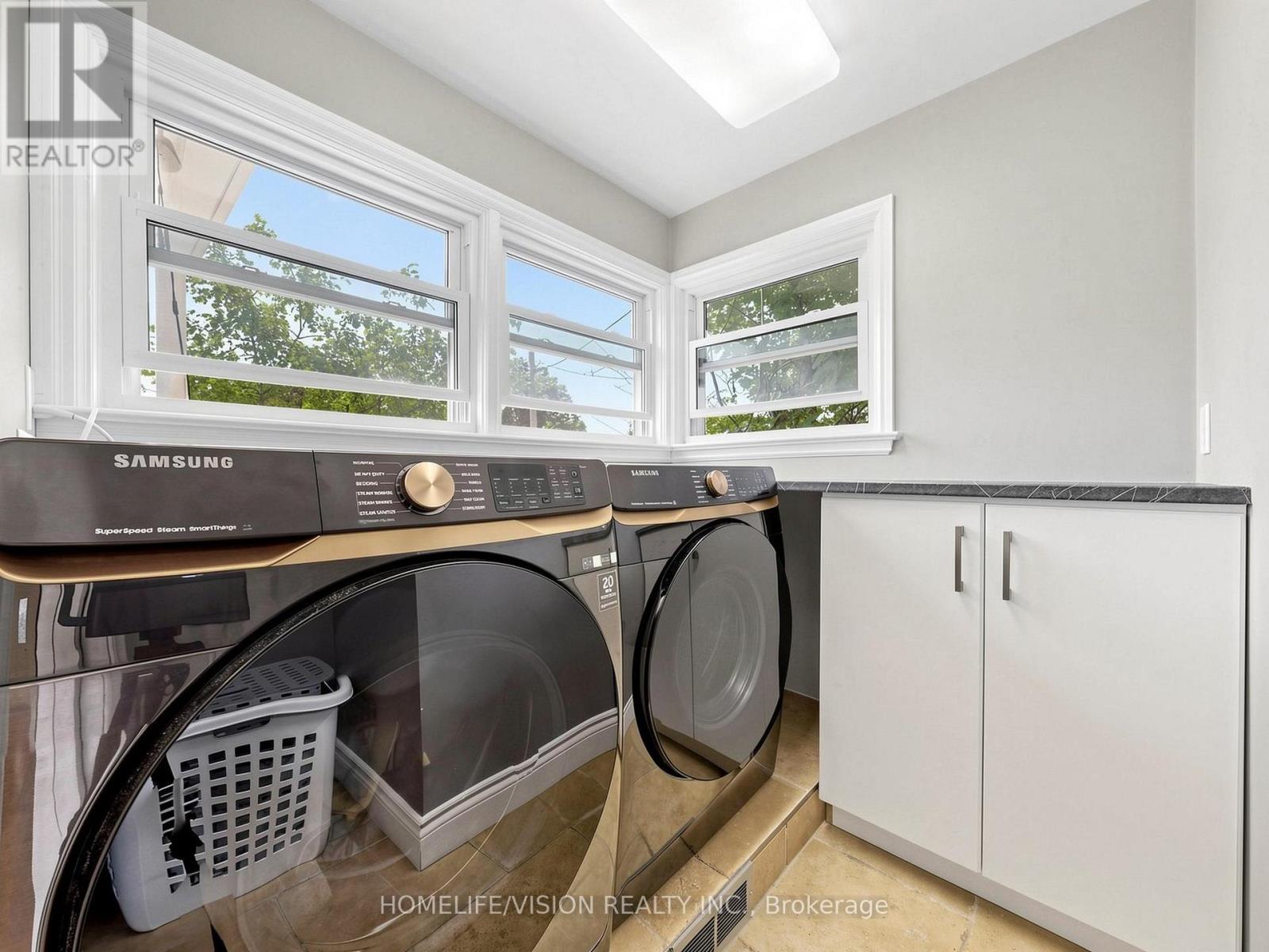 9 LYNDFIELD CRESCENT - Image 43