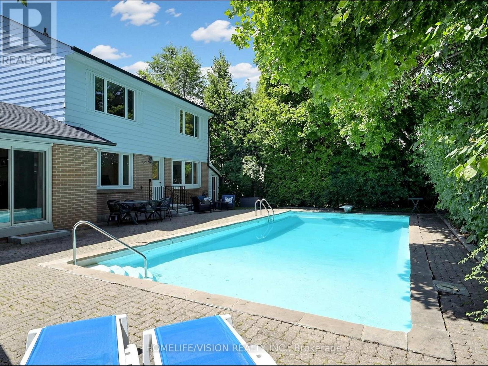 9 LYNDFIELD CRESCENT - Image 46