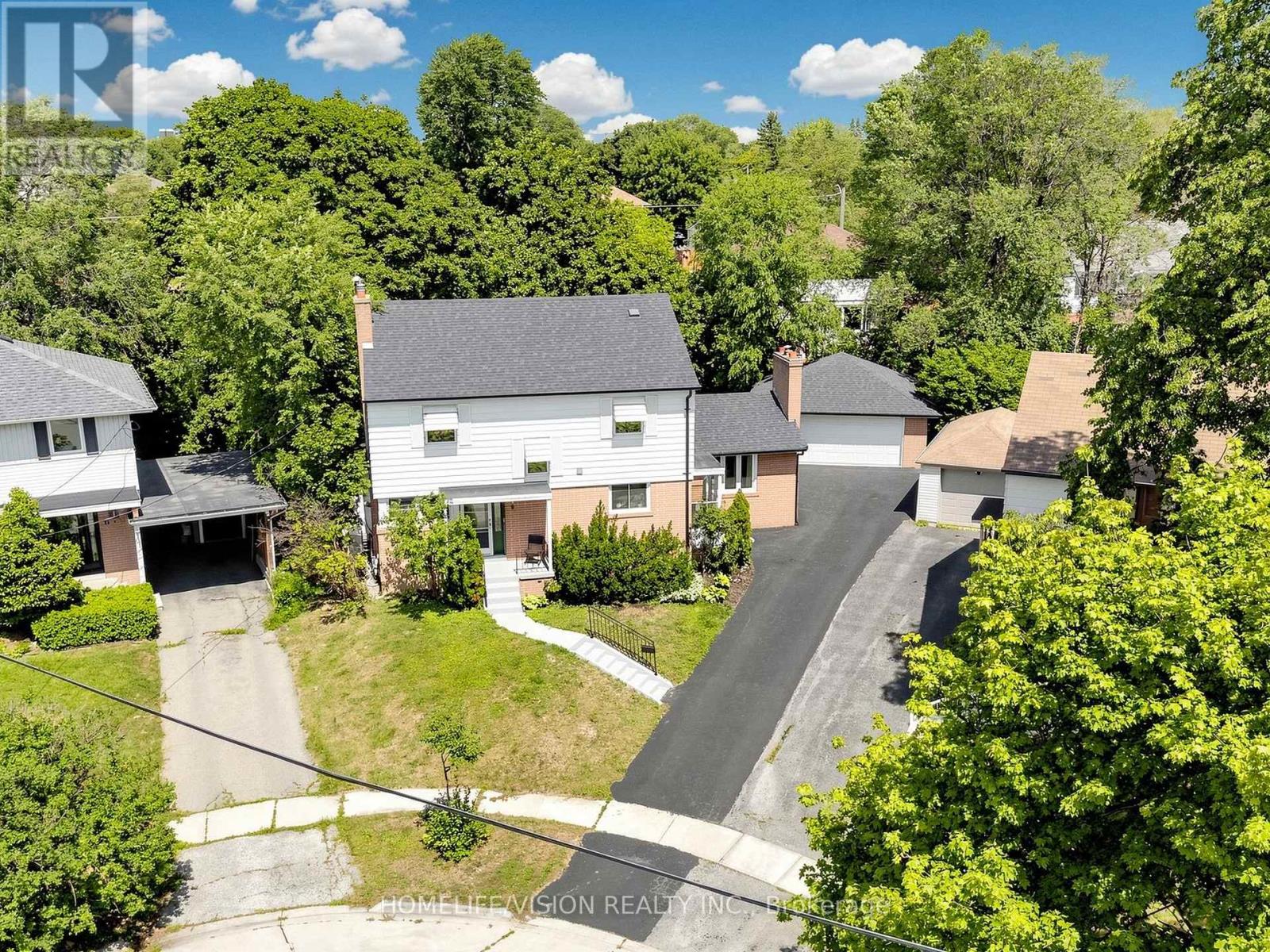 9 LYNDFIELD CRESCENT - Image 47