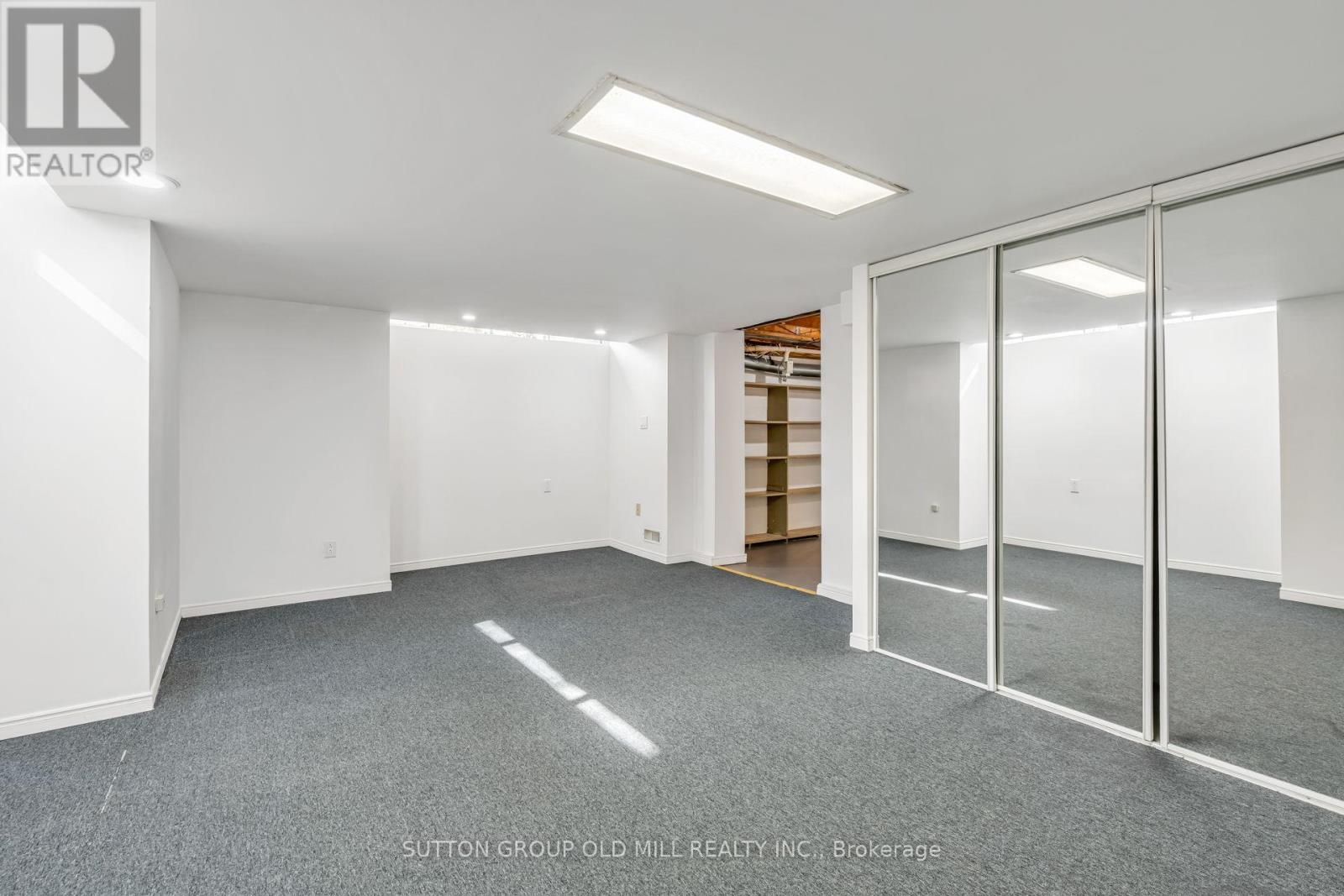 29 ROBIN HOOD ROAD - 24