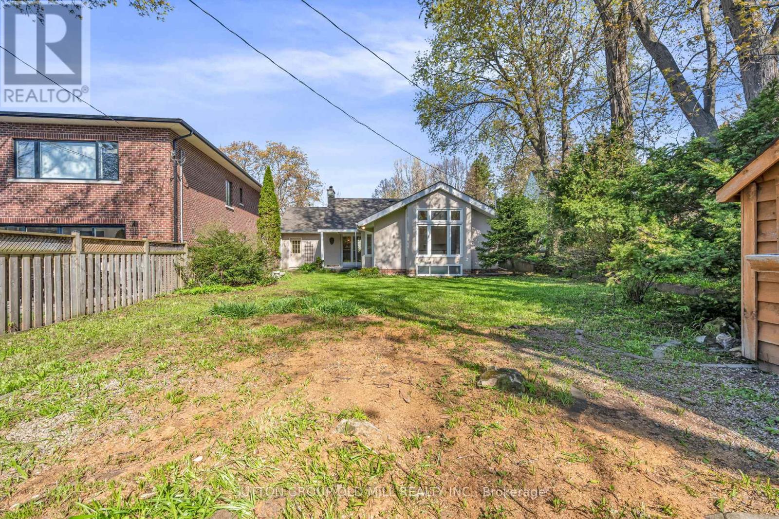 29 ROBIN HOOD ROAD - Image 32