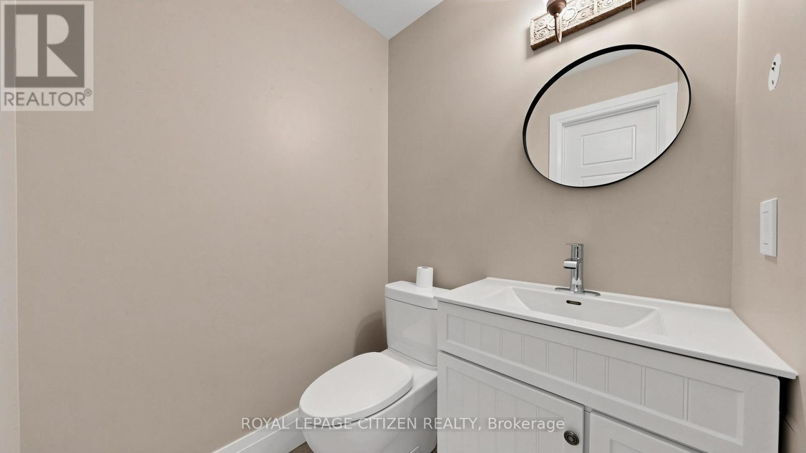 27 EMPEROR AVENUE - 21