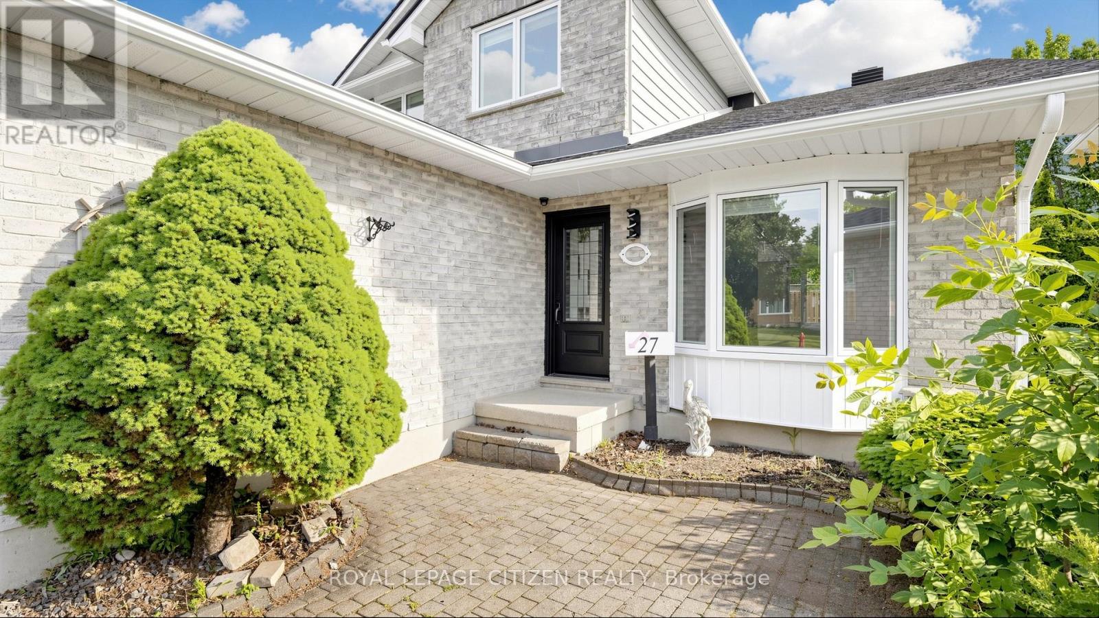 27 EMPEROR AVENUE - 3