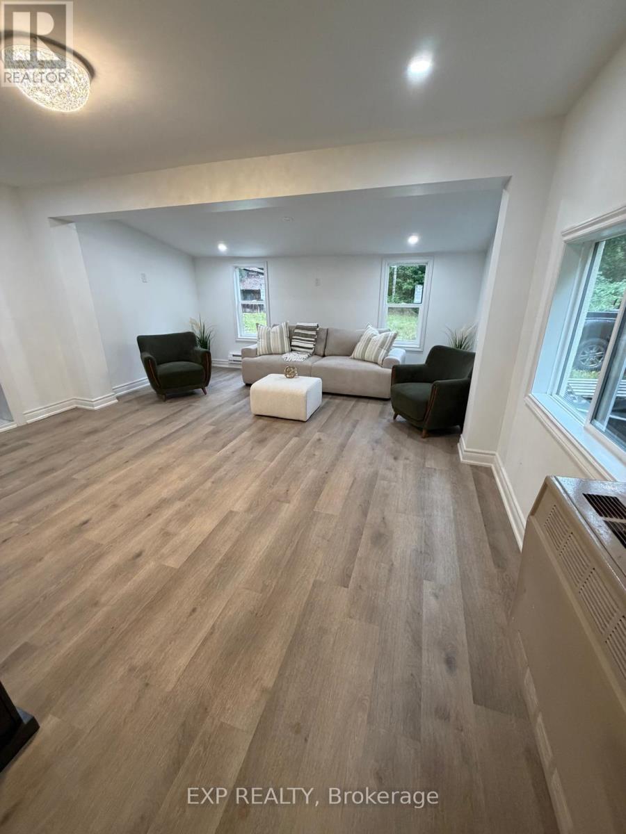 137 OLD NORTH ROAD S - Image 3