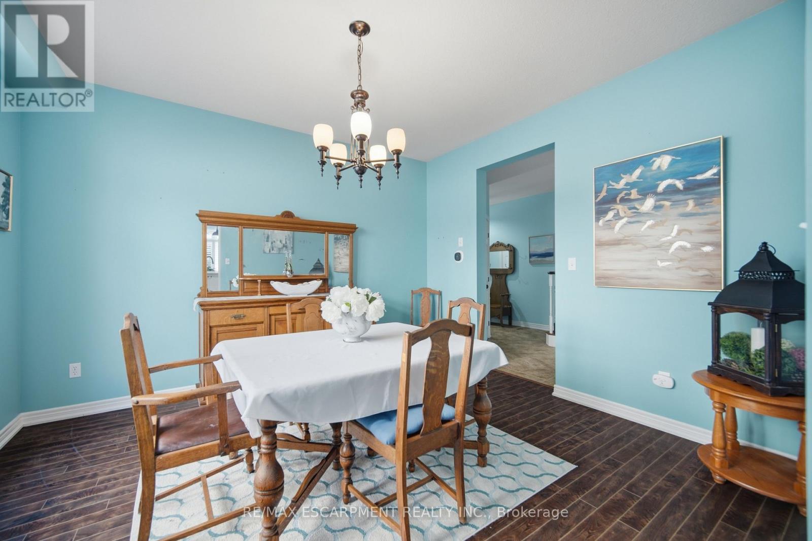 40 SUNNYCROFT COURT - 19