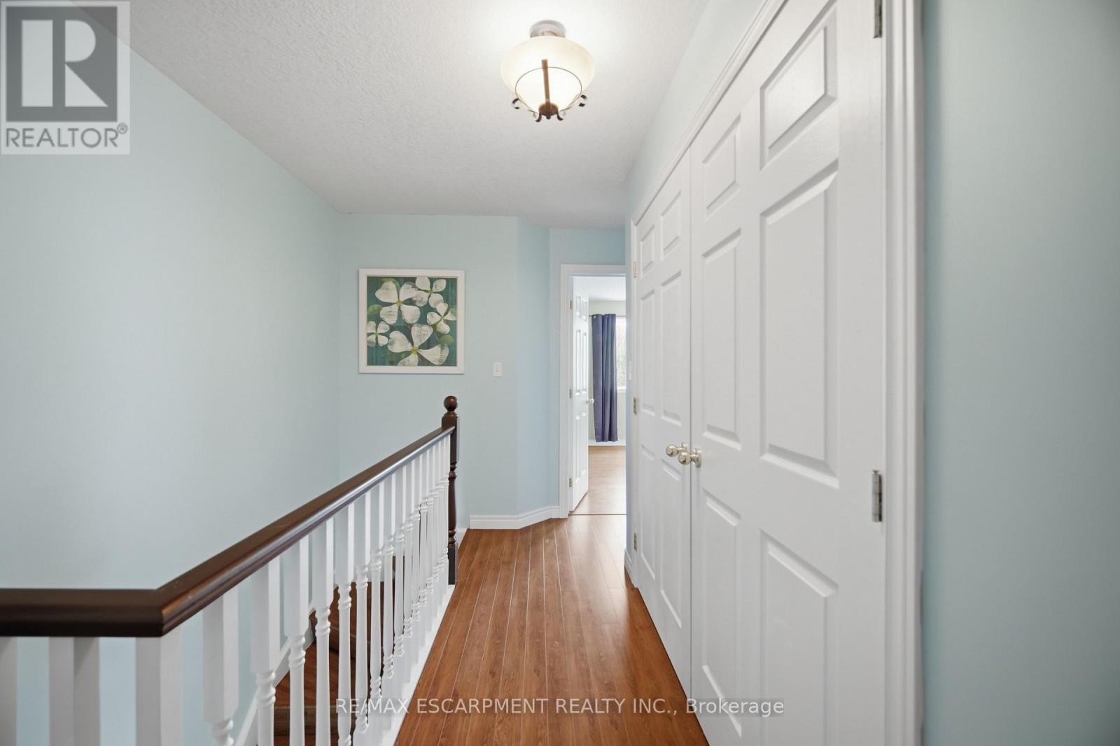 40 SUNNYCROFT COURT - 20