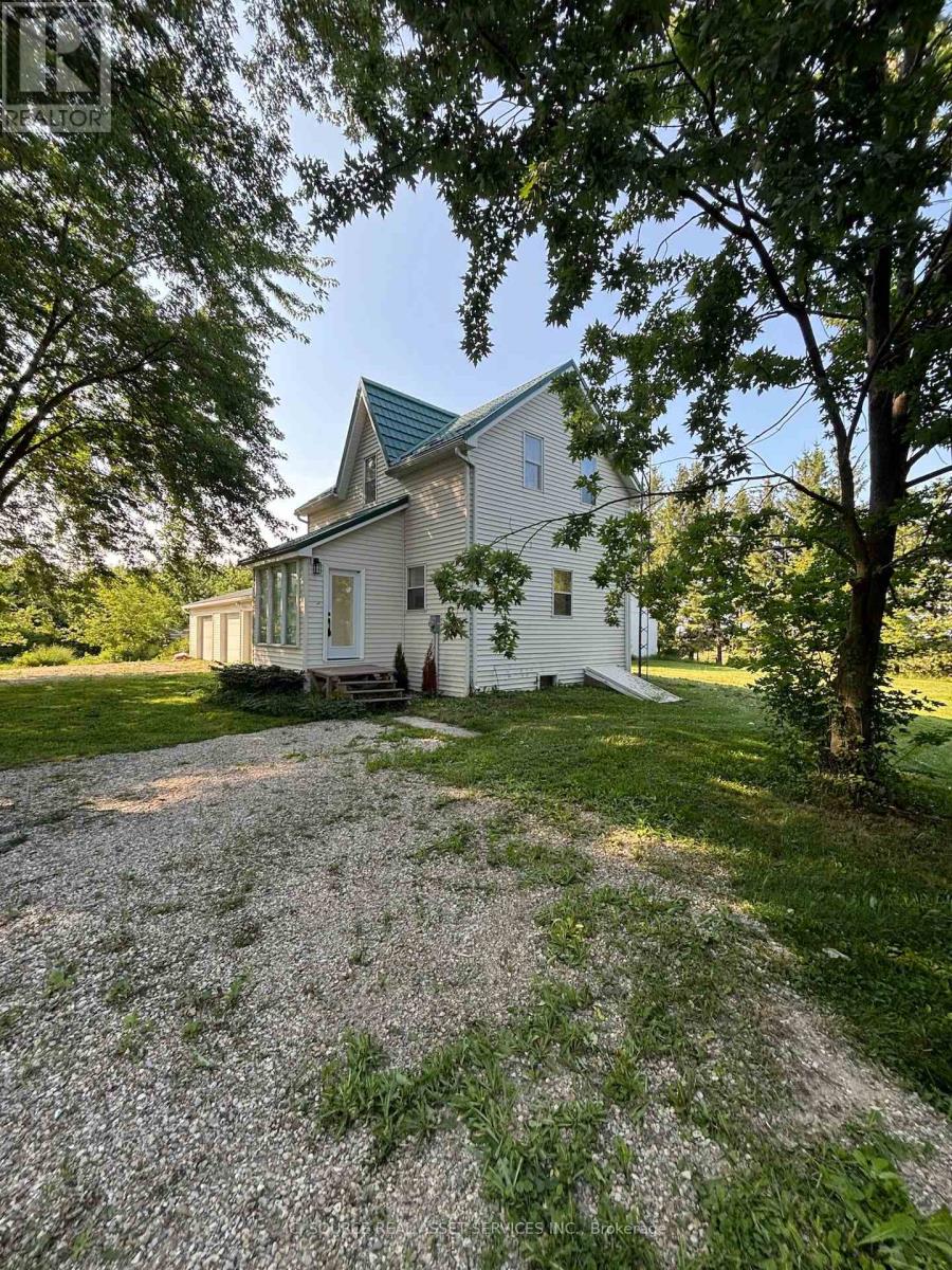 1900 BRUCE ROAD 15 - 1