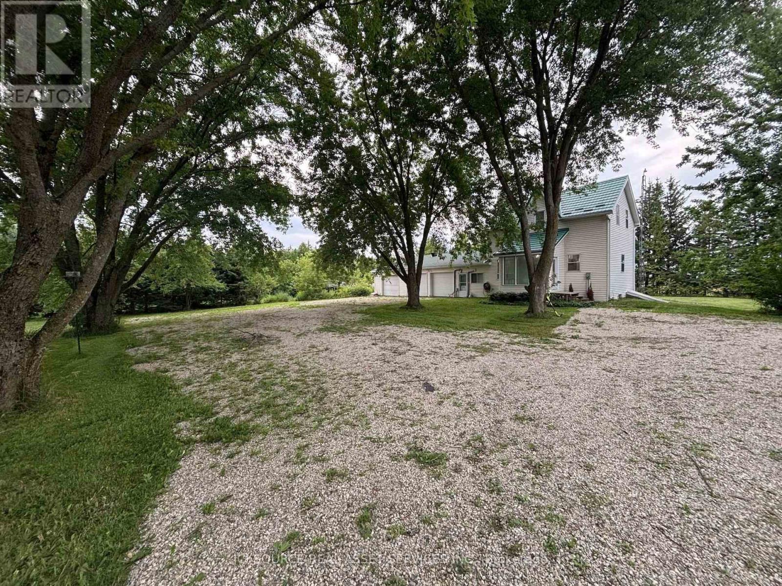 1900 BRUCE ROAD 15 - 38
