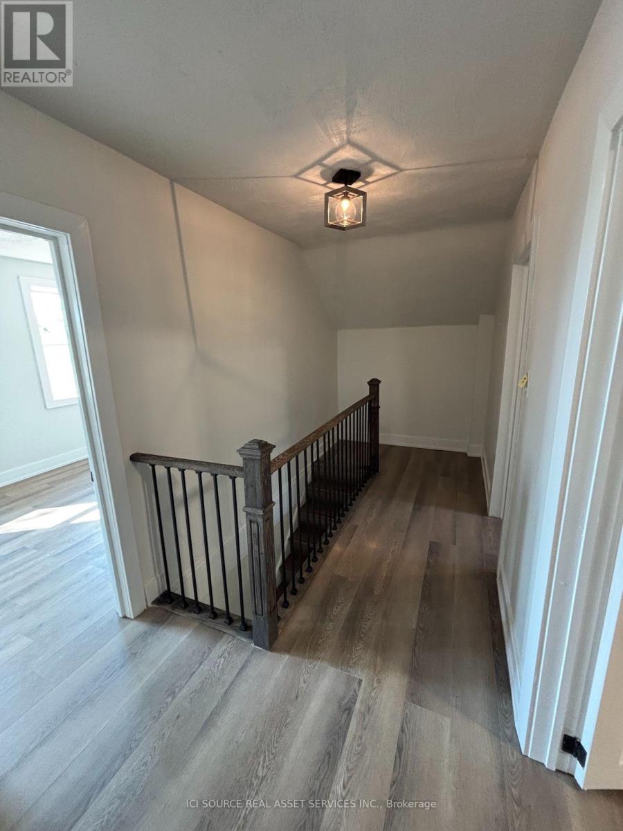 1900 BRUCE ROAD 15 - 9