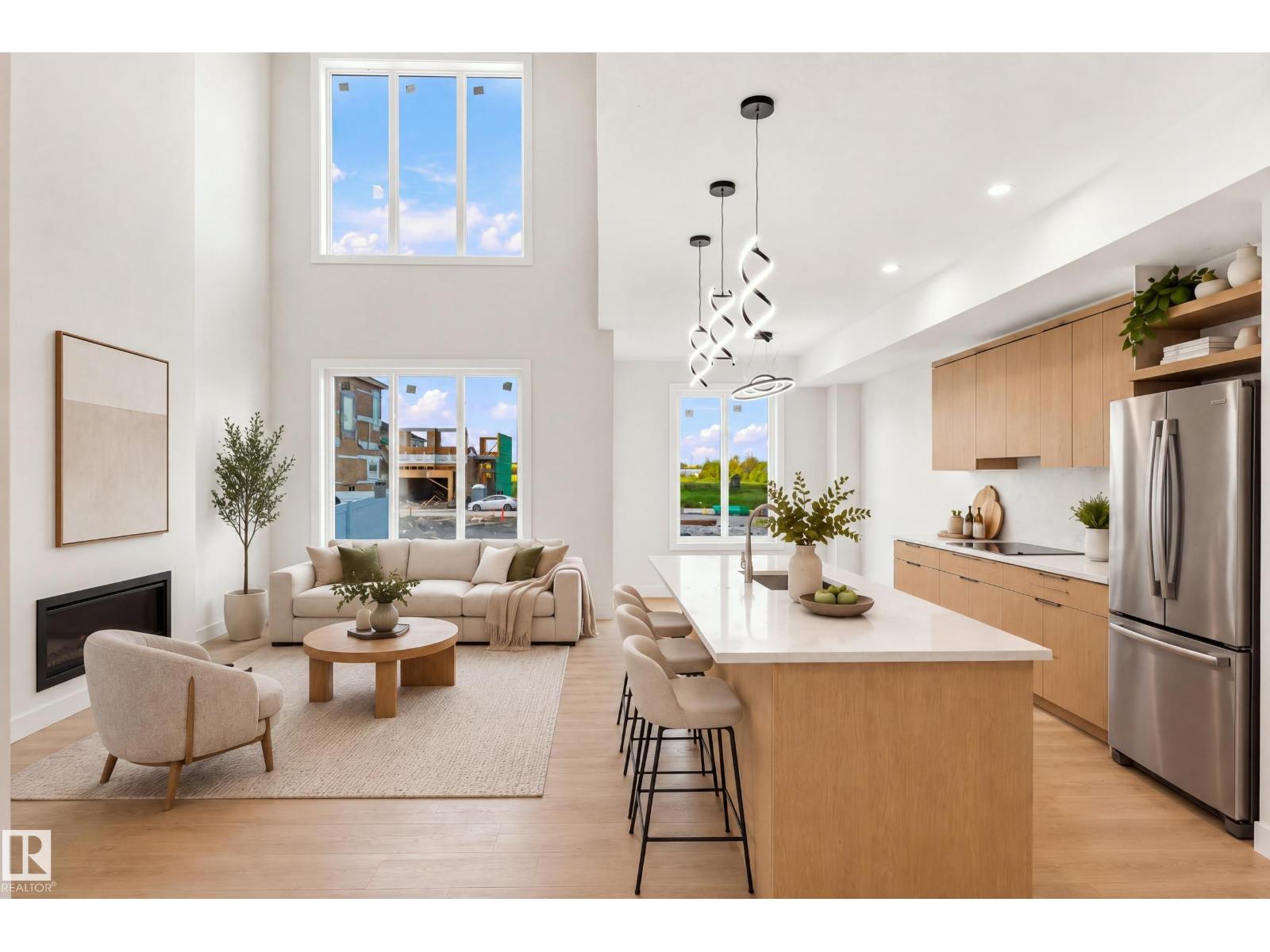 1818 155 AV NW - 2