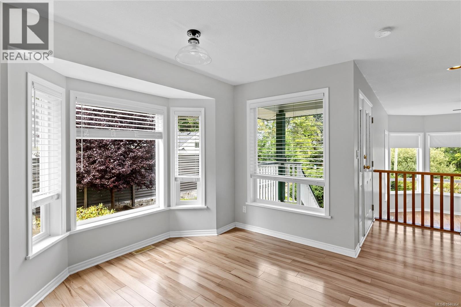 3104 Dolphin Dr - 18