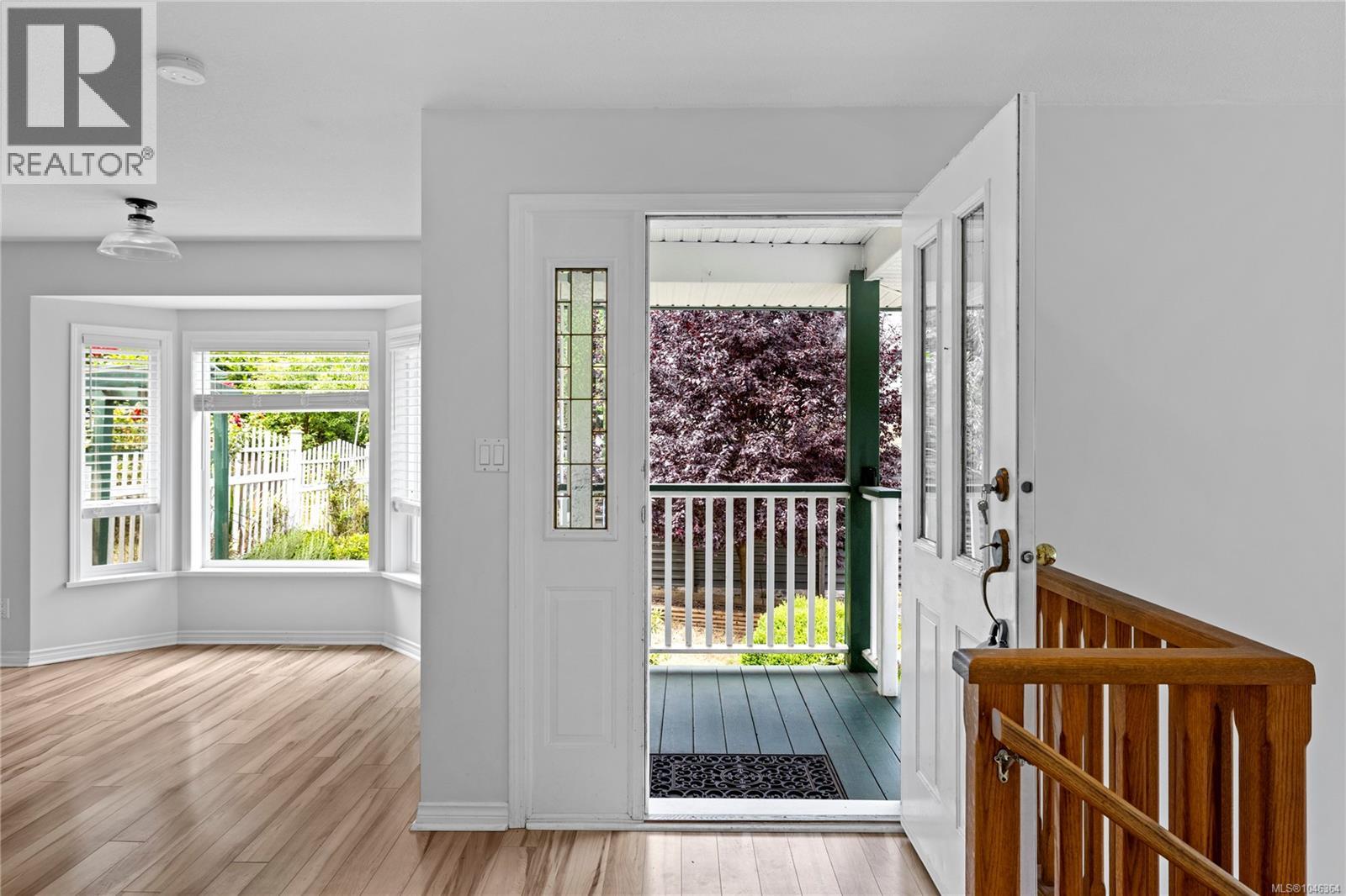 3104 Dolphin Dr - 2