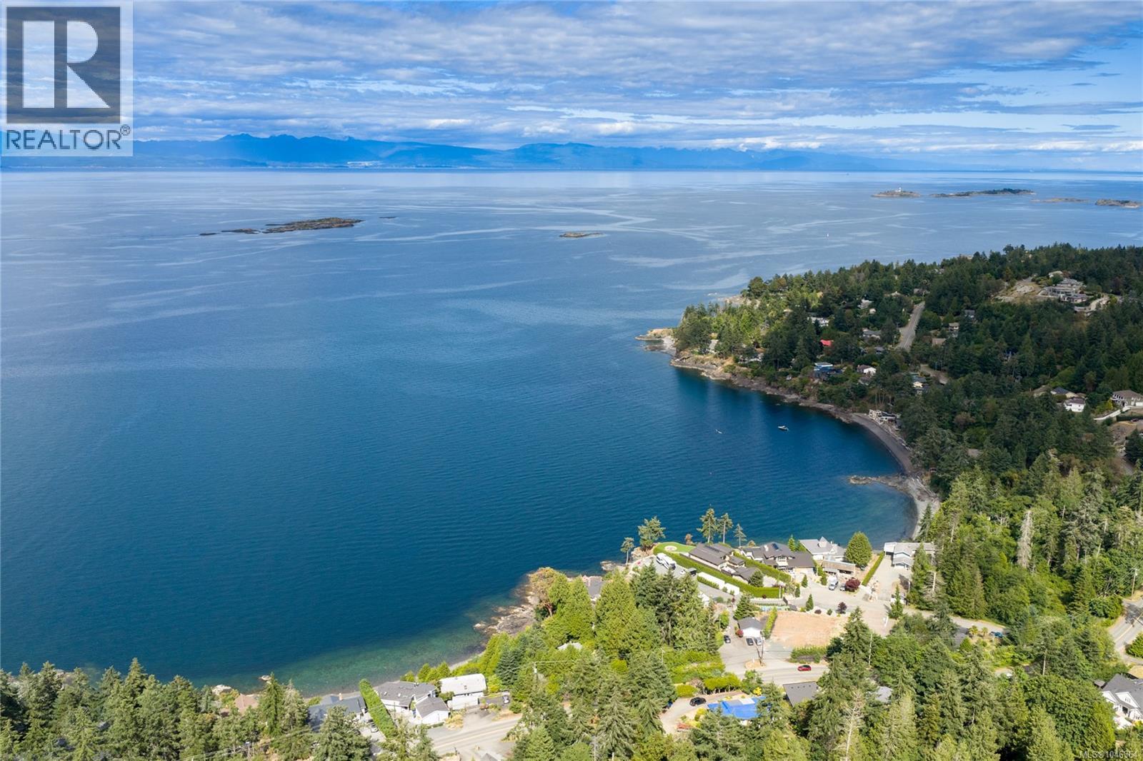 3104 Dolphin Dr - Image 30