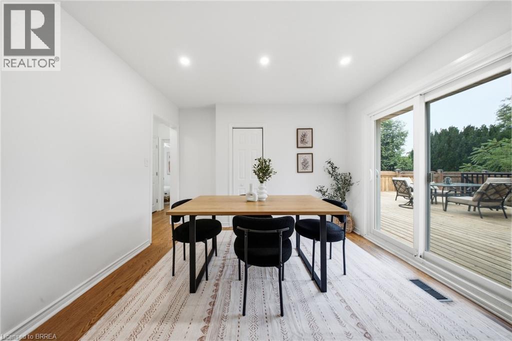 2 FRONTENAC Avenue - Image 11
