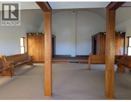 404 Hillside Avenue, Carbon, AB T0M0L0 Photo 10