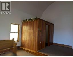 404 Hillside Avenue, Carbon, AB T0M0L0 Photo 12