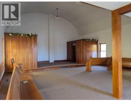 404 Hillside Avenue, Carbon, AB T0M0L0 Photo 8