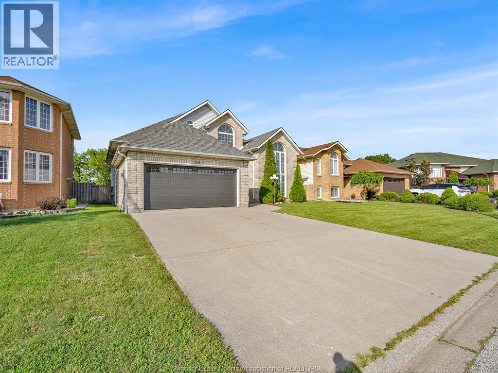 204 HAMPTON CRESCENT - Image 3