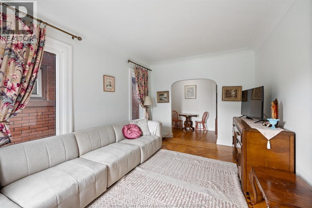 1545 LILLIAN AVENUE - Image 4