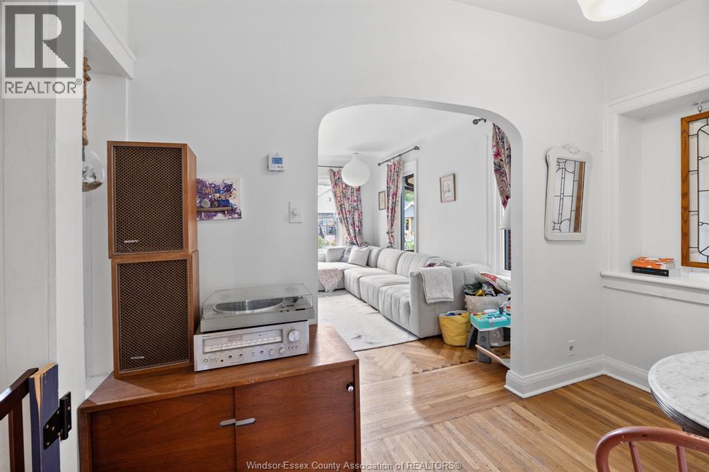1545 LILLIAN AVENUE - Image 9