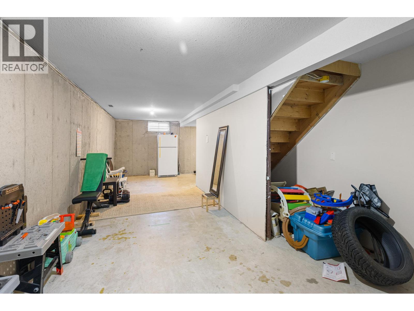 #8 9159 Glenmore Road - 28