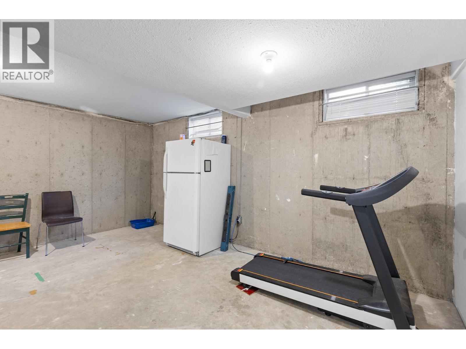 #8 9159 Glenmore Road - Image 29