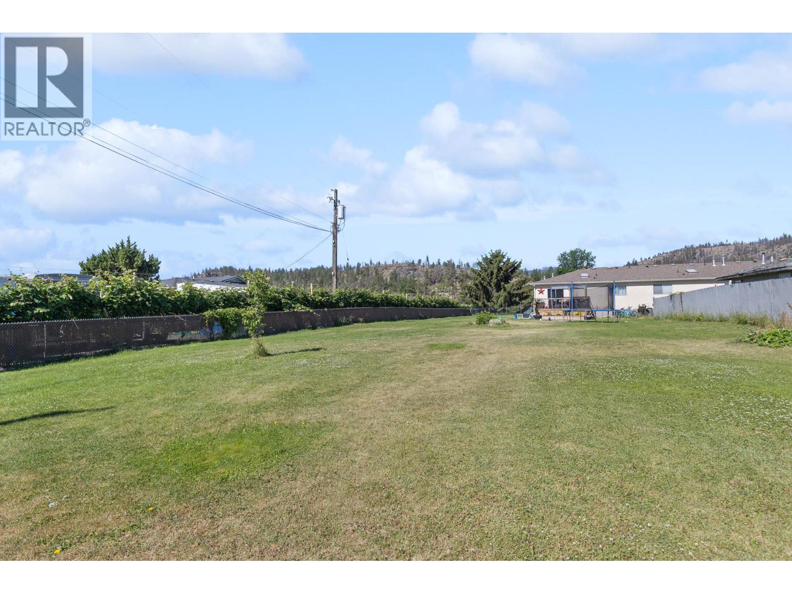 #8 9159 Glenmore Road - Image 40