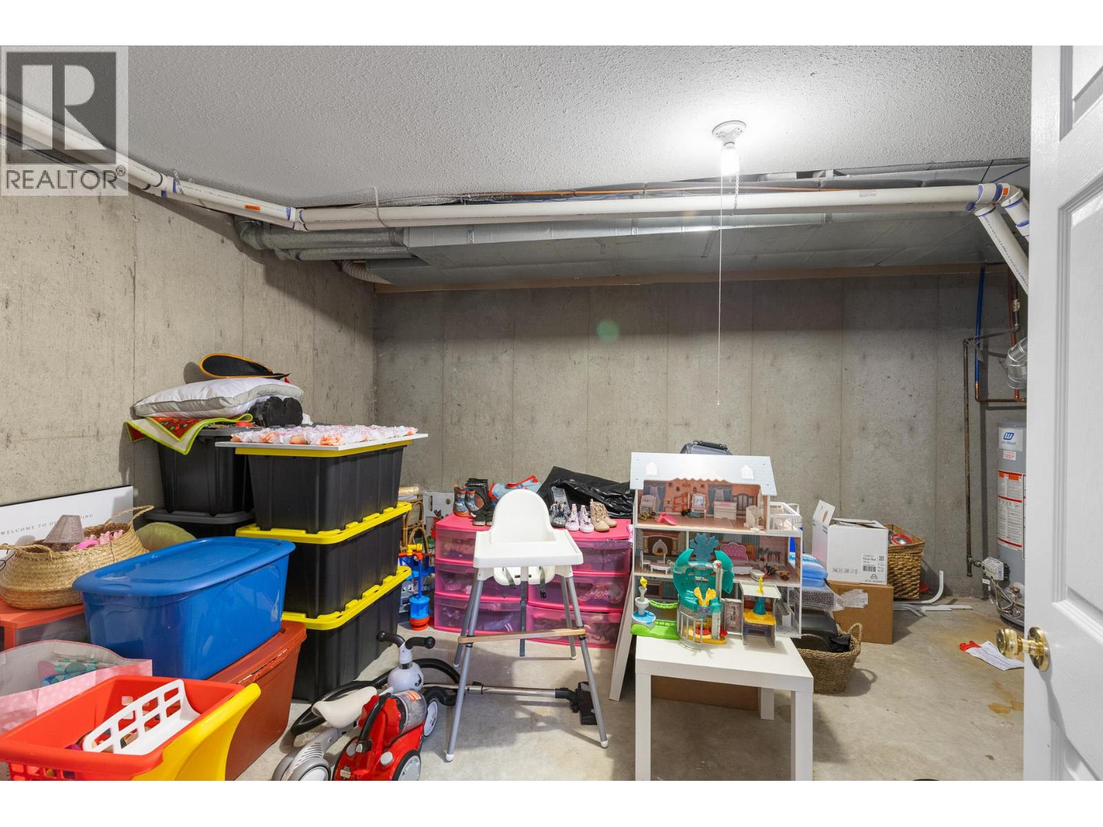 #8 9159 Glenmore Road - Image 33