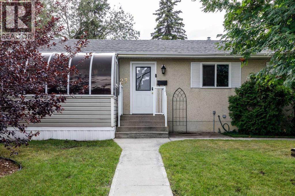 27 Martin Close - 2