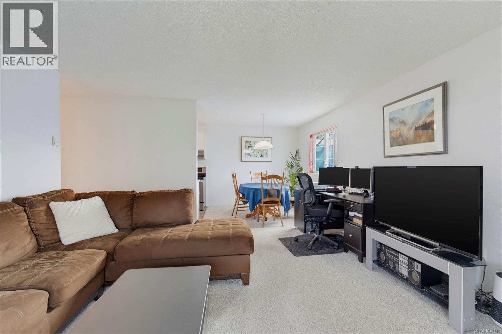 421 3255 Glasgow Avenue, Saanich